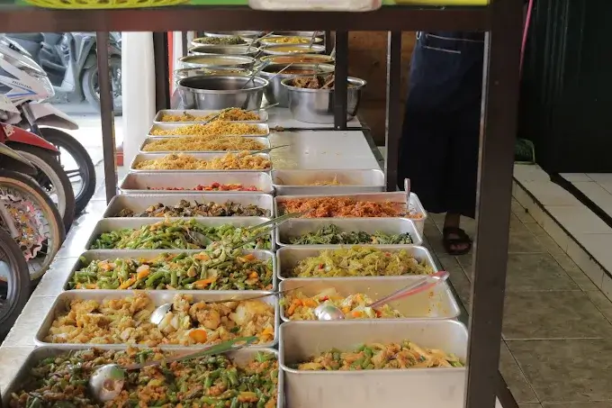 warung prasmanan solo